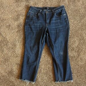 Judy Blue Midnight Cropped Jeans